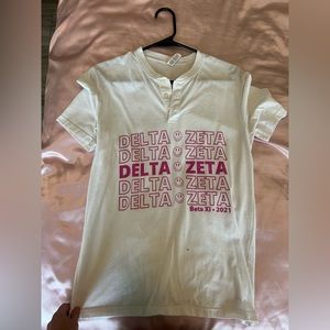 DZ Auburn Tshirt with Buttons